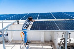 Richmond Residents Turn to Solar Power for Savings