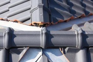 Stress-Free Roof Replacement with Houston’s Experienced Contractors