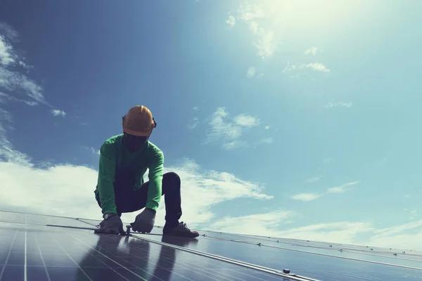 Affordable Roof Replacement Options in Golden
